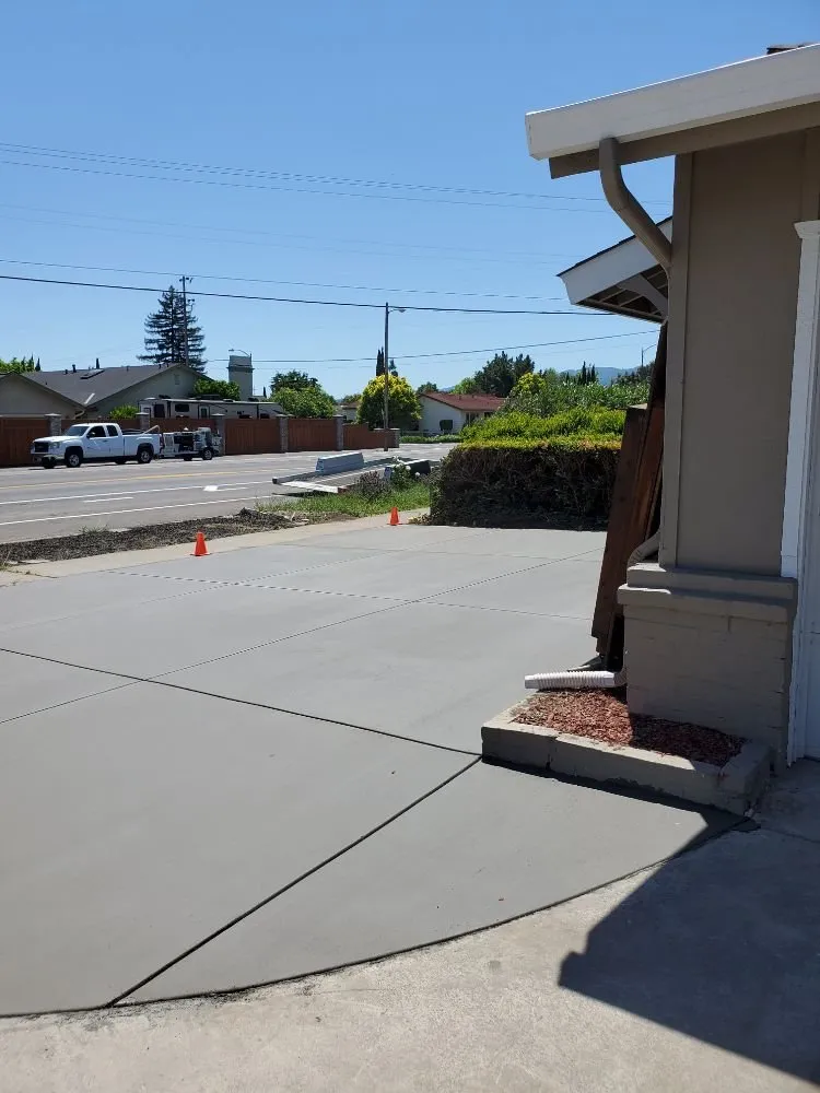 Reliable residential landscaping experts serving East Palo Alto, CA - Maíz Landscaping