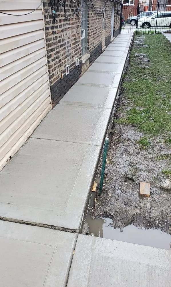 Custom landscaping services experts serving Chicago, IL - Maza Construction Corporation