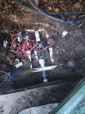 Mazariegos Landscaping Logo