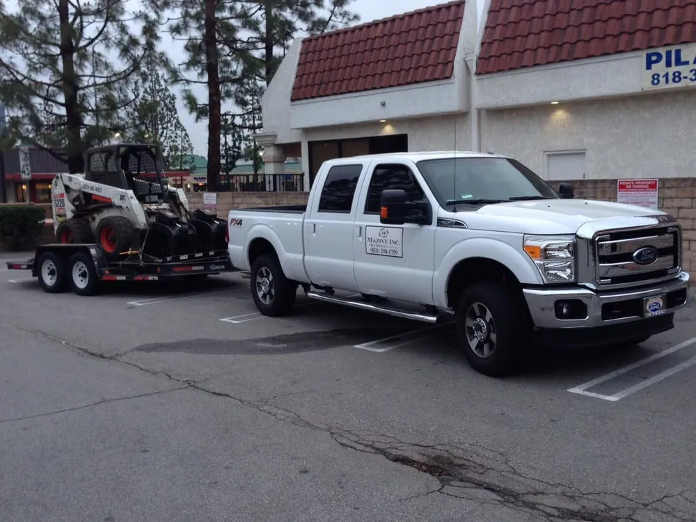 Professional yard maintenance experts serving North Hollywood, CA - Mazive Tree Service And Landscaping