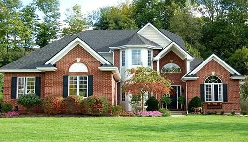 Custom yard cleanup service in East Greenbush, NY - Mazurowski Enterprises