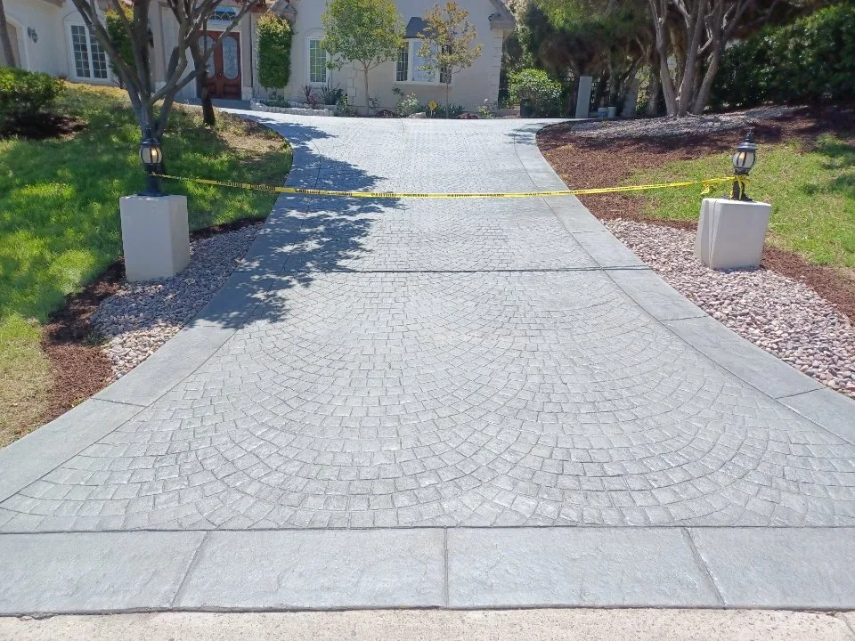 Custom lawn mowing service in San Diego, CA by MB Clean & Seal