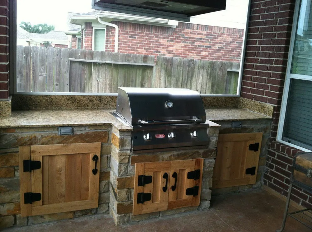 Top-rated garden landscaping for year-round maintenance in Richmond, TX by MB Land Design