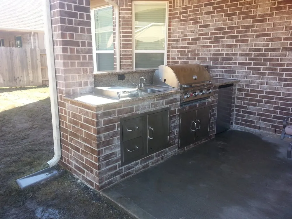 Professional residential landscaping with custom design in Richmond, TX by MB Land Design