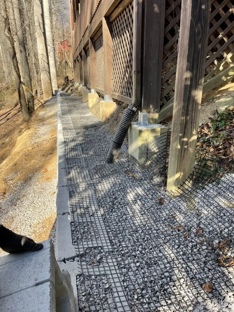 Custom yard maintenance in Hendersonville, NC - MB Landscapes & Construction