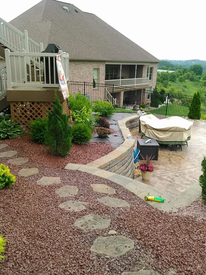 Reliable garden landscaping for year-round maintenance across Pittsburgh, PA - MB Landscaping and Gardening Service