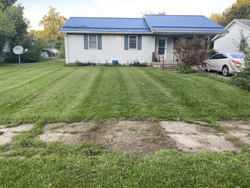 Expert lawn care service in Farmersburg, IN - MB Landscaping and Lawn Service