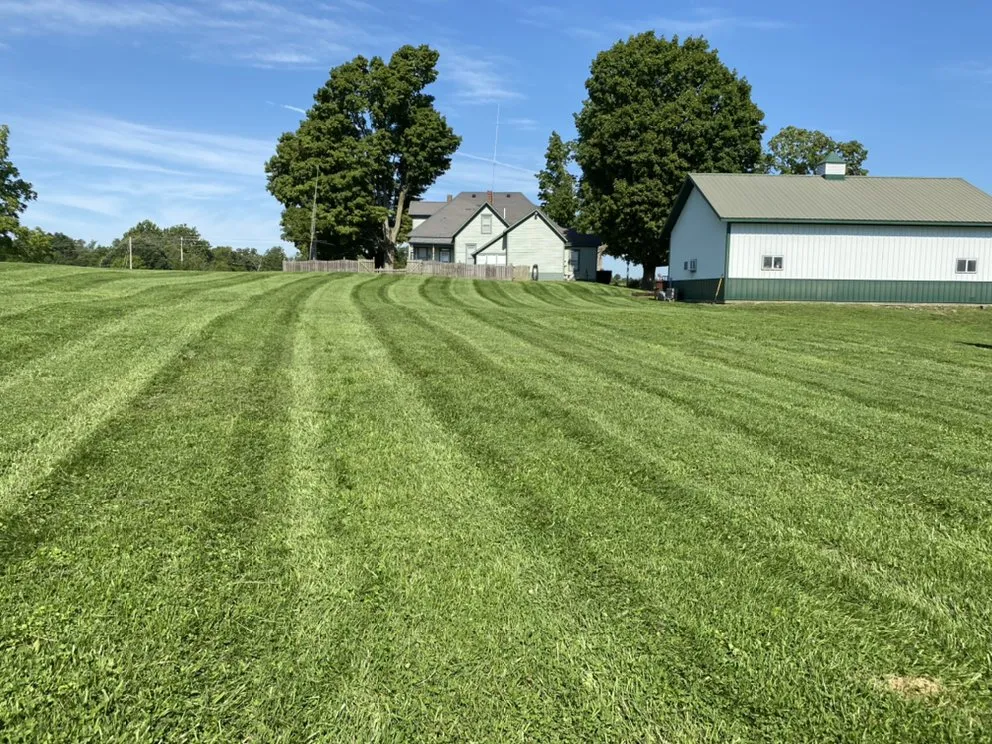 Expert residential landscaping experts serving Farmersburg, IN - MB Landscaping and Lawn Service