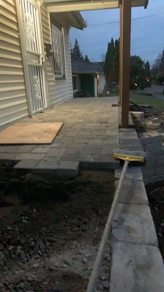 Custom landscape design in Dayton, OR - MB Lawn and Garden Hardscape and Maintenance