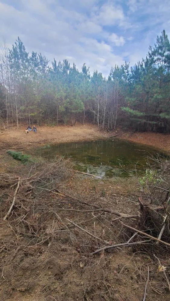 Top-rated yard maintenance with custom design in LaFayette, GA by MBK Dirtworx