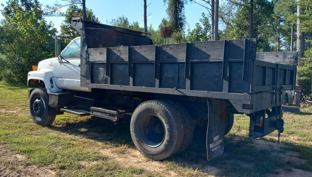 Local yard maintenance in LaFayette, GA by MBK Dirtworx