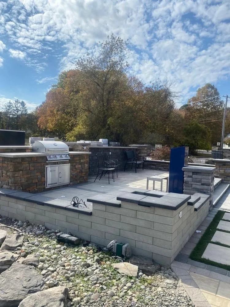 Custom landscape installation experts serving Millsboro, DE - MBR Landscaping