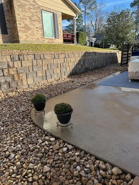 Top-rated residential landscaping for residential properties in Huntsville, TX by MBT Lawn Specialist