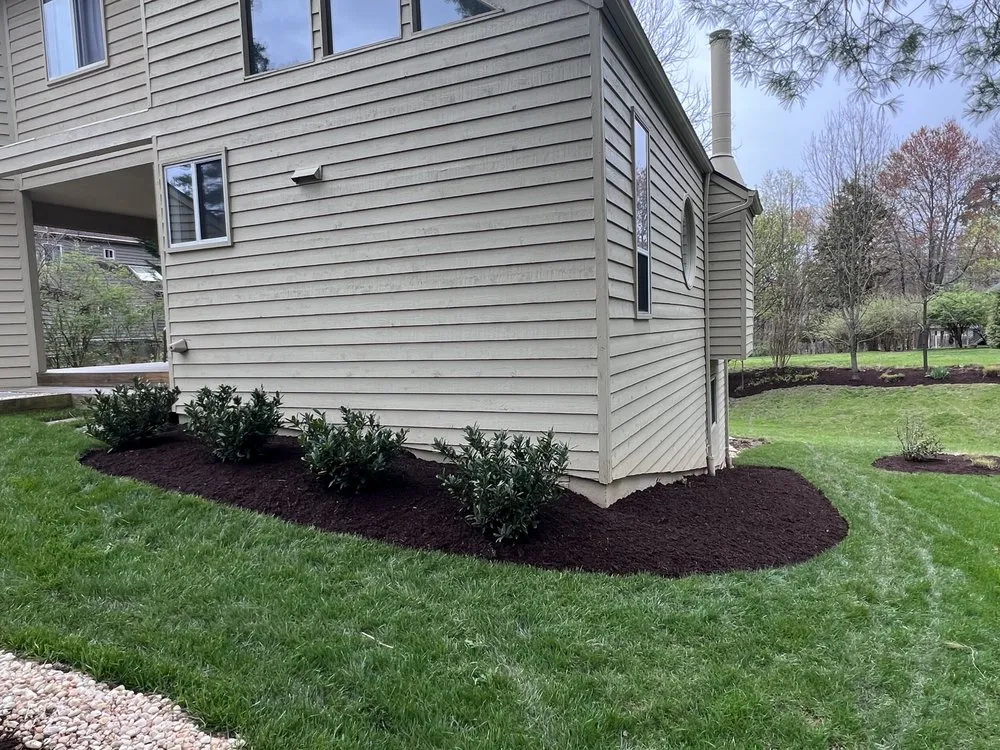 Expert lawn mowing service in Herndon, VA by MC Brother