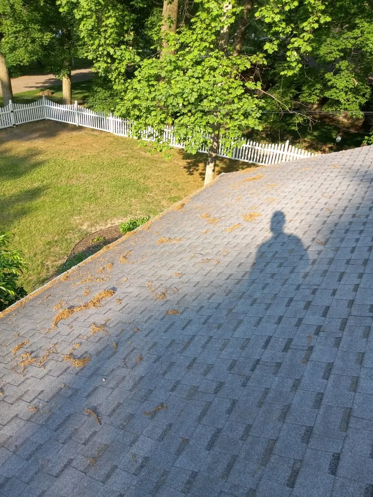 Custom lawn care service experts serving Winamac, IN - MC Clover Cleaning