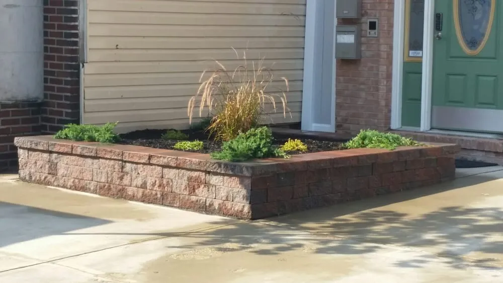 Professional lawn care service experts serving Elizabeth, NJ - MC Irrigation Contractors