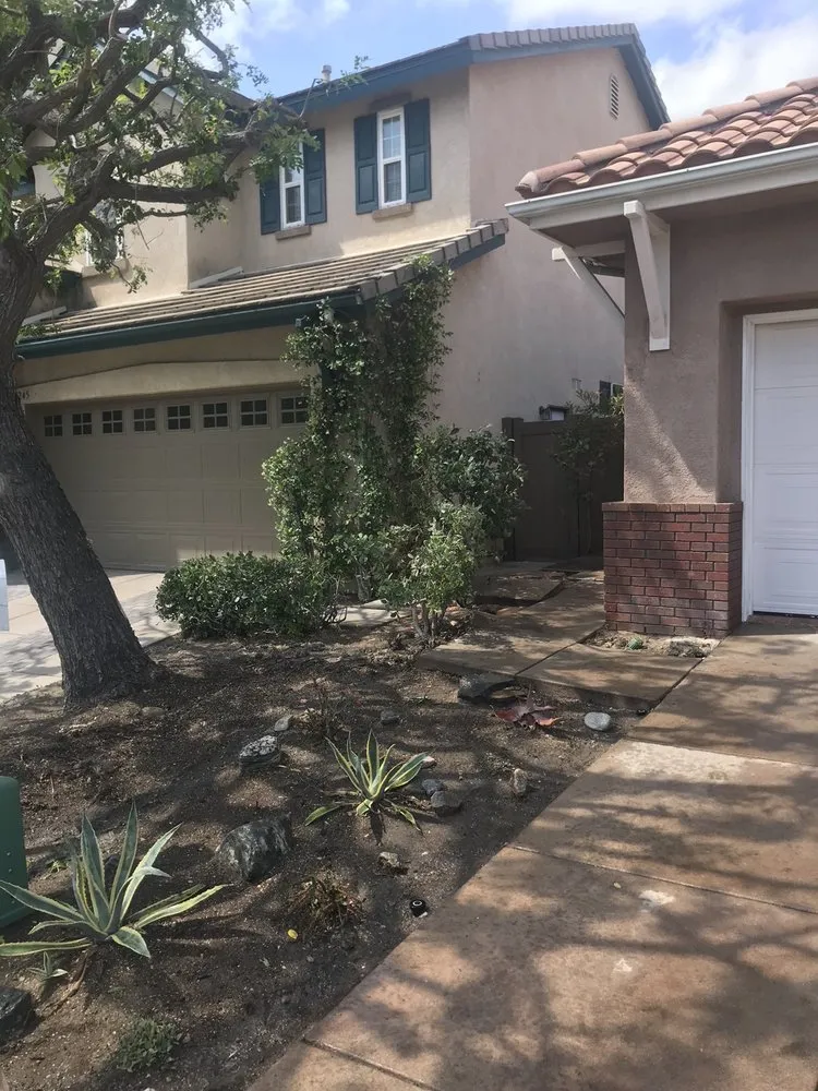 Custom lawn mowing service in Mission Viejo, CA - Mc landscape