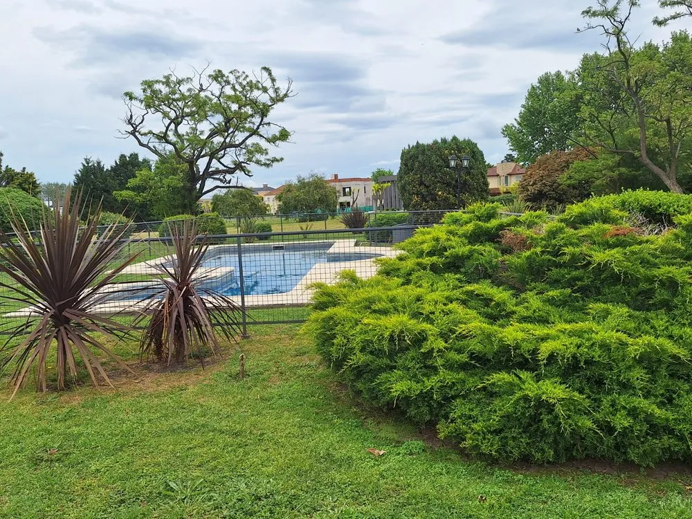 Affordable lawn care service experts serving Weston, FL - MC Landscaping Design and Services