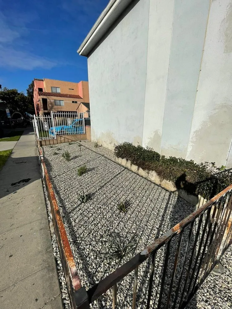 Reliable landscape design experts serving Lakewood, CA - MC Landscaping