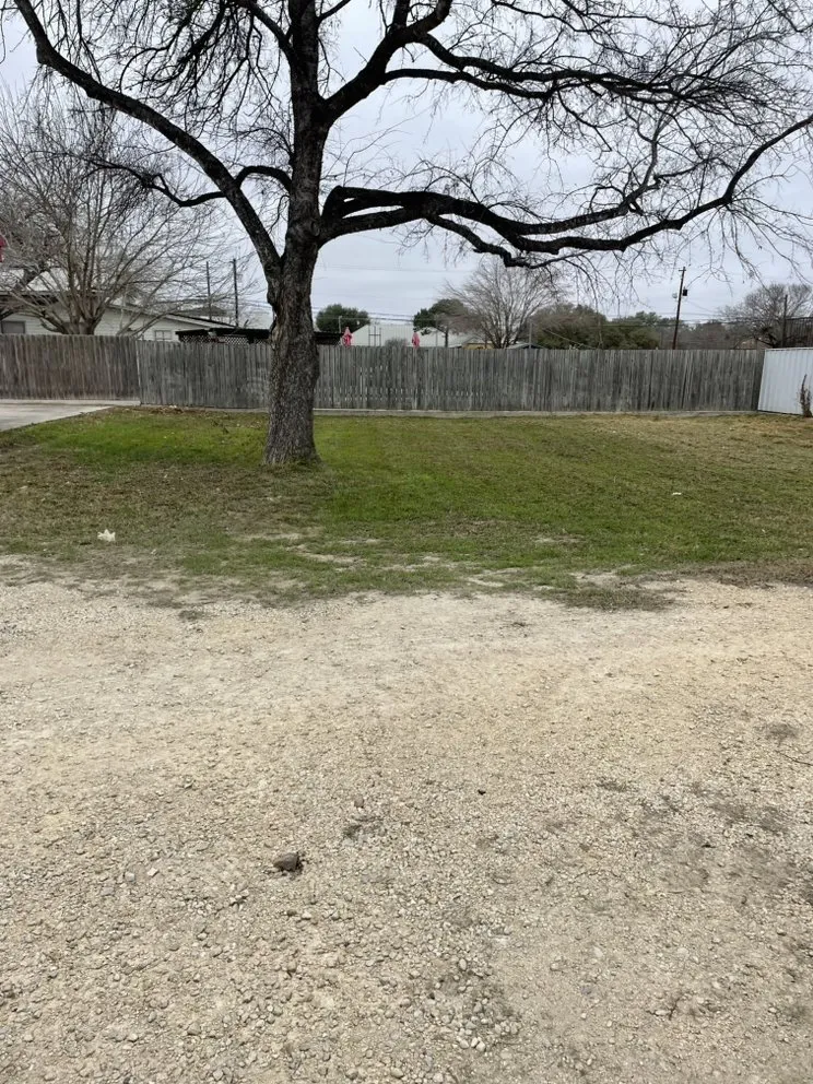 Professional residential landscaping in Lytle, TX - MC Landscaping