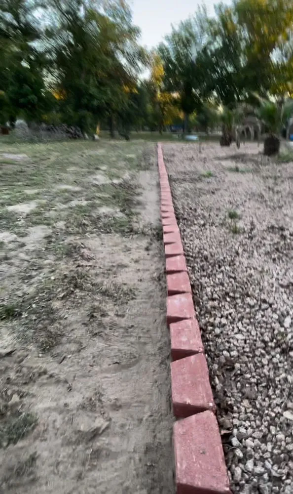 Top-rated lawn mowing service in Lytle, TX - MC Landscaping