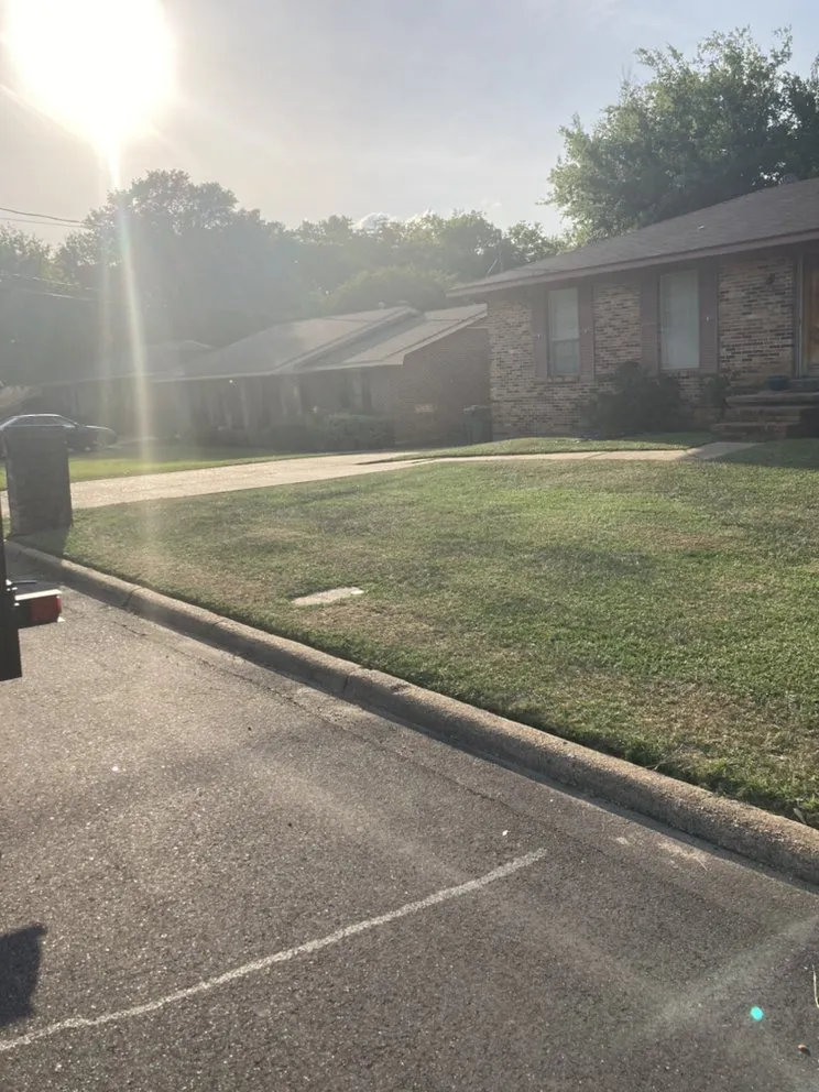 Reliable garden landscaping in Montgomery, AL by M&C Landscaping