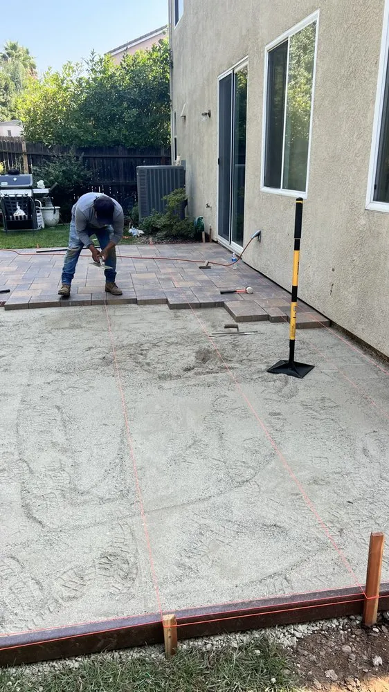 Professional garden landscaping experts serving Sacramento, CA - MC Landscaping