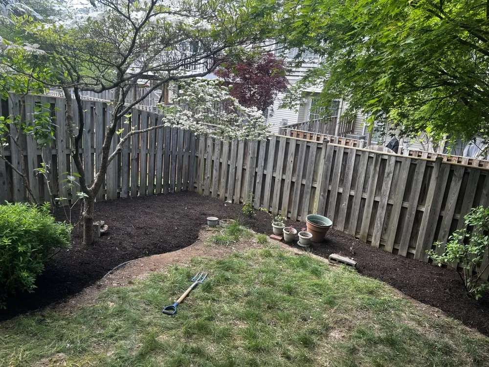 Custom outdoor landscaping for homes in Springfield, VA by MC Landscaping