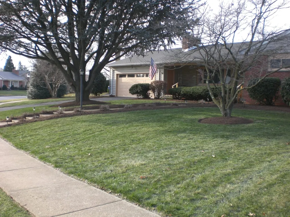 Custom landscaping services experts serving Adamstown, MD - Mc Lawn Care