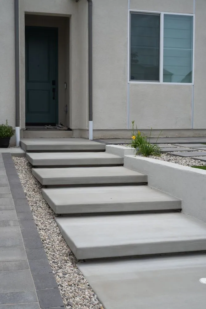 Custom yard maintenance for year-round maintenance in Fallbrook, CA by Mc Masonry Designs