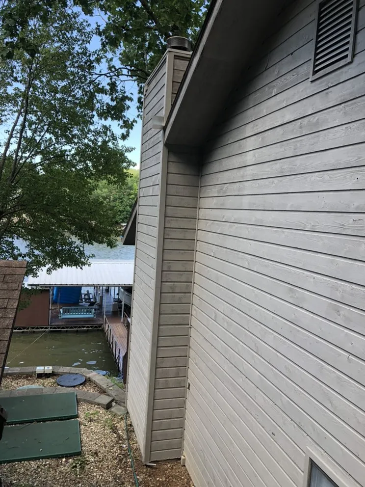 Top-rated lawn care service experts serving Camdenton, MO - Mc Service