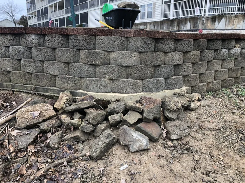 Affordable garden landscaping experts serving Camdenton, MO - Mc Service