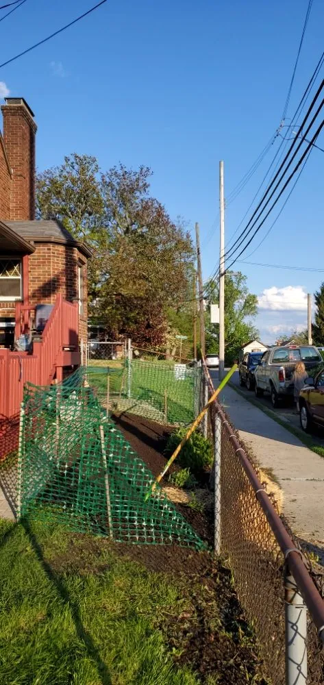 Top-rated yard maintenance in Pittsburgh, PA - MC Services & Shop