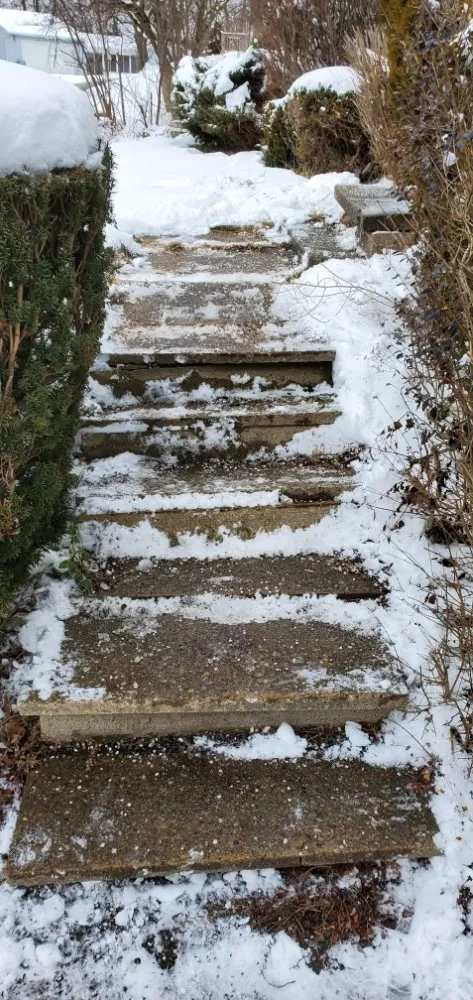 Affordable garden landscaping in Pittsburgh, PA by MC Services & Shop