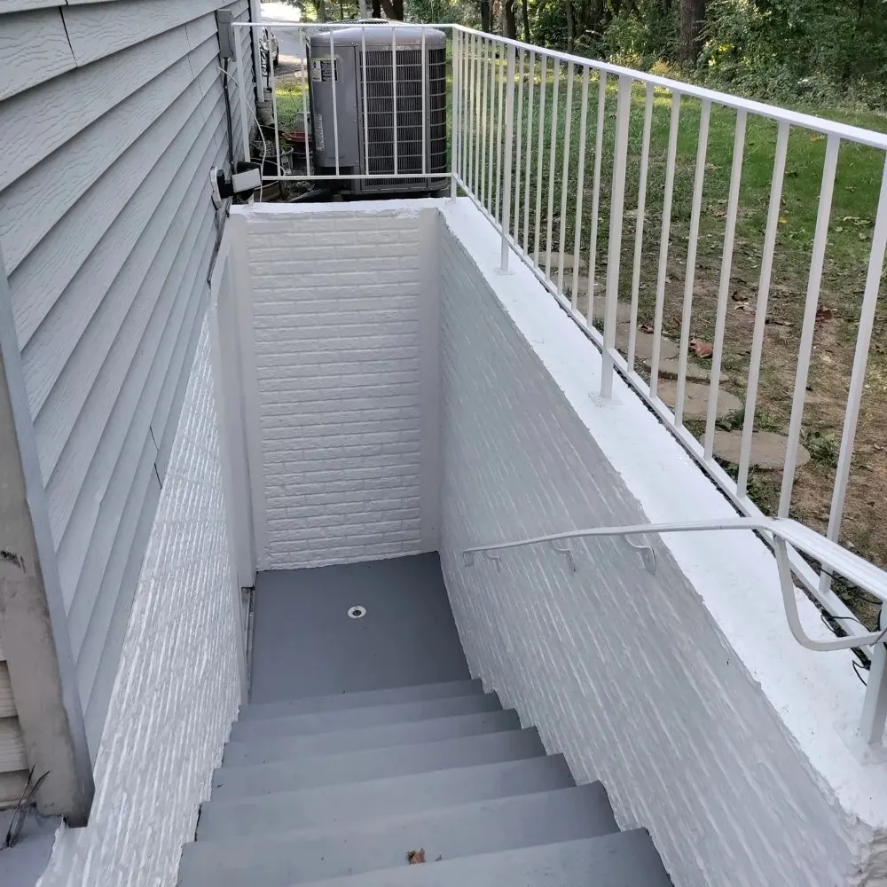 Reliable yard maintenance for residential properties in Glen Burnie, MD by Mc Services