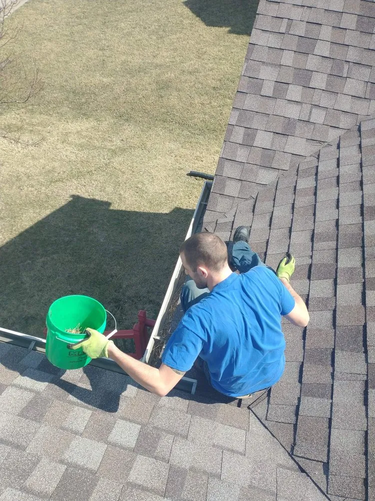 Top-rated yard maintenance for year-round maintenance in Belton, MO by MCA Mowing and lawn maintenance