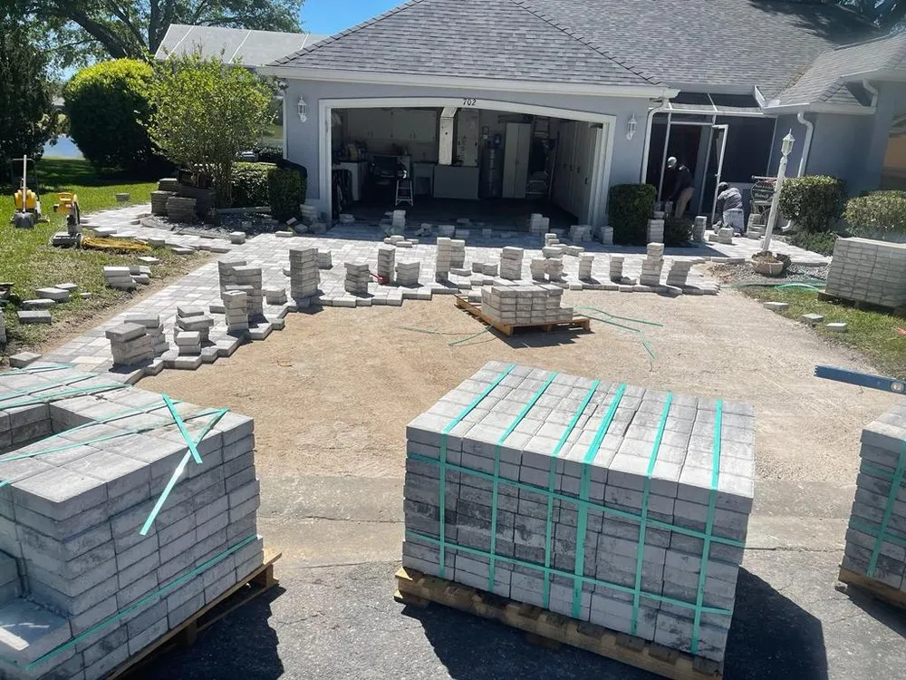 Top-rated yard maintenance in Summerfield, FL by MCC Landscaping