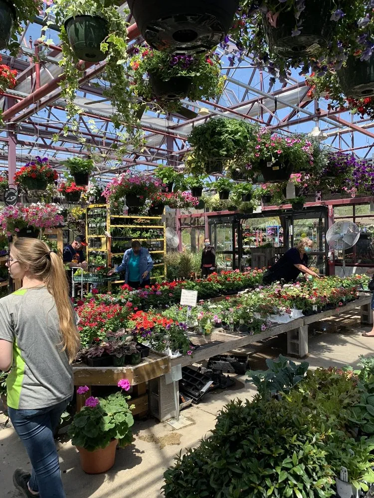 Custom residential landscaping experts serving Brownsburg, IN - McCammon's Irish Market Brownsburg