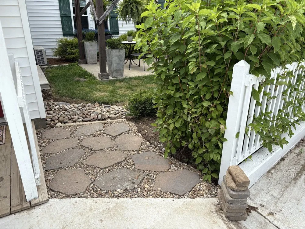 Expert landscape installation experts serving Murray, KY - McCartney Mulching & Landscaping