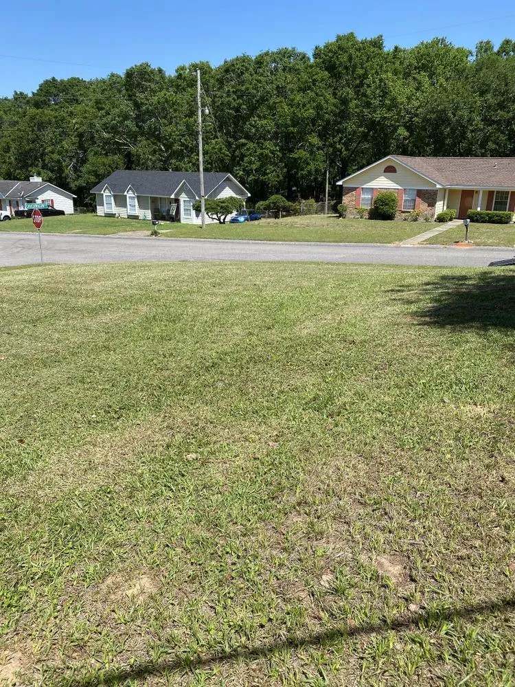 Professional outdoor landscaping in Fairhope, AL - Mccary’s Lawncare Service