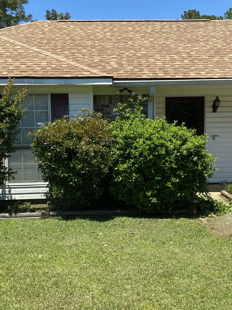 Local yard cleanup service near you in Fairhope, AL by Mccary’s Lawncare Service