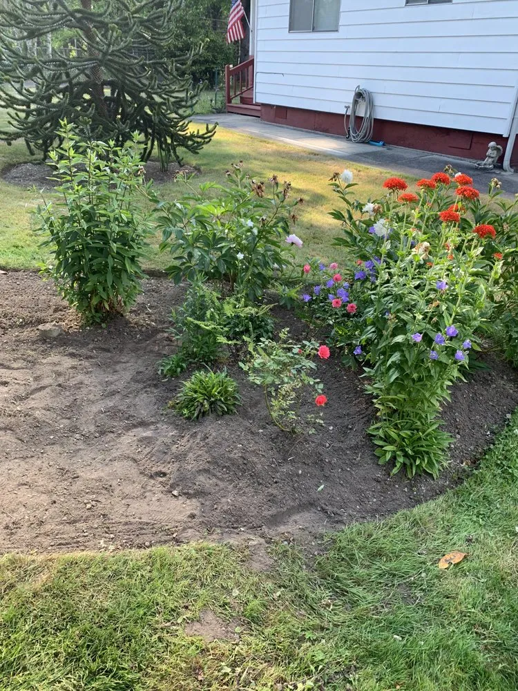 Local lawn mowing service in Yelm, WA - McClary's Lawnscapes