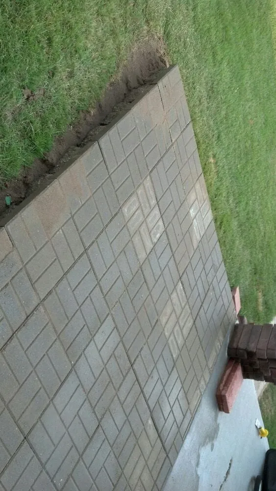 Reliable lawn care service in Galesburg, IL - McCormick's Lawn