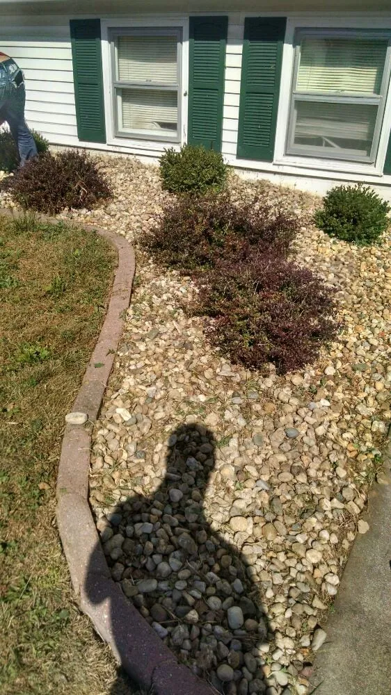 Professional yard maintenance experts serving Galesburg, IL - McCormick's Lawn