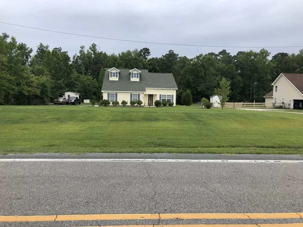 Top-rated lawn care service experts serving Little River, SC - Mccoy Lawn Care