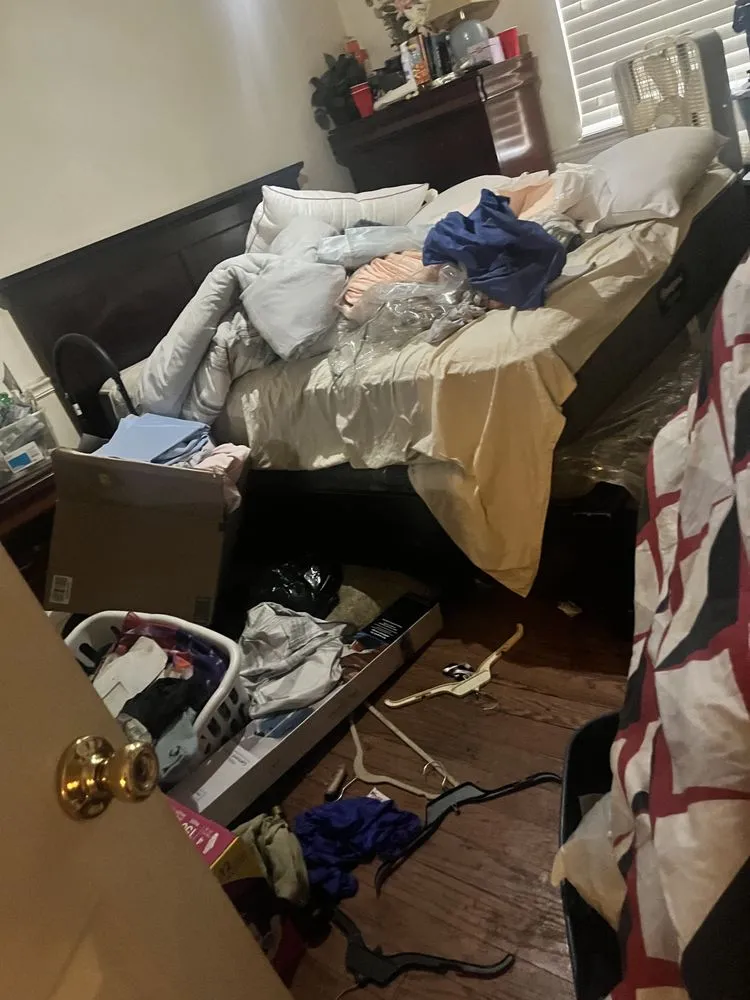 Expert yard maintenance for beautiful yards in Baltimore, MD by McCoys Multi Service