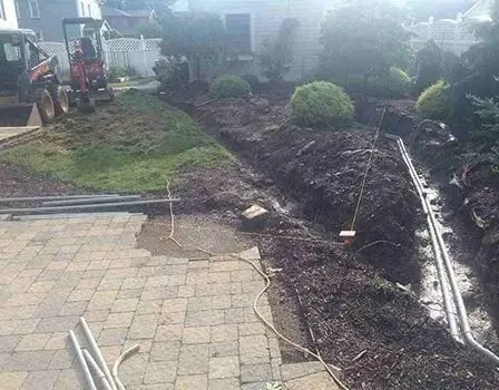 Expert lawn mowing service experts serving Monaca, PA - McCreary's Lawn & Landscaping