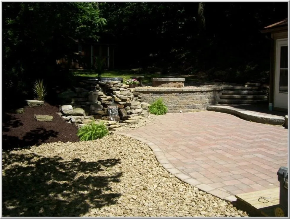 Professional yard maintenance experts serving Monaca, PA - McCreary's Lawn & Landscaping