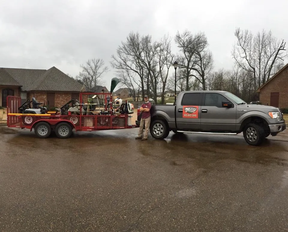Expert garden landscaping experts serving Madison, MS - McCulloch Lawn & Property Services