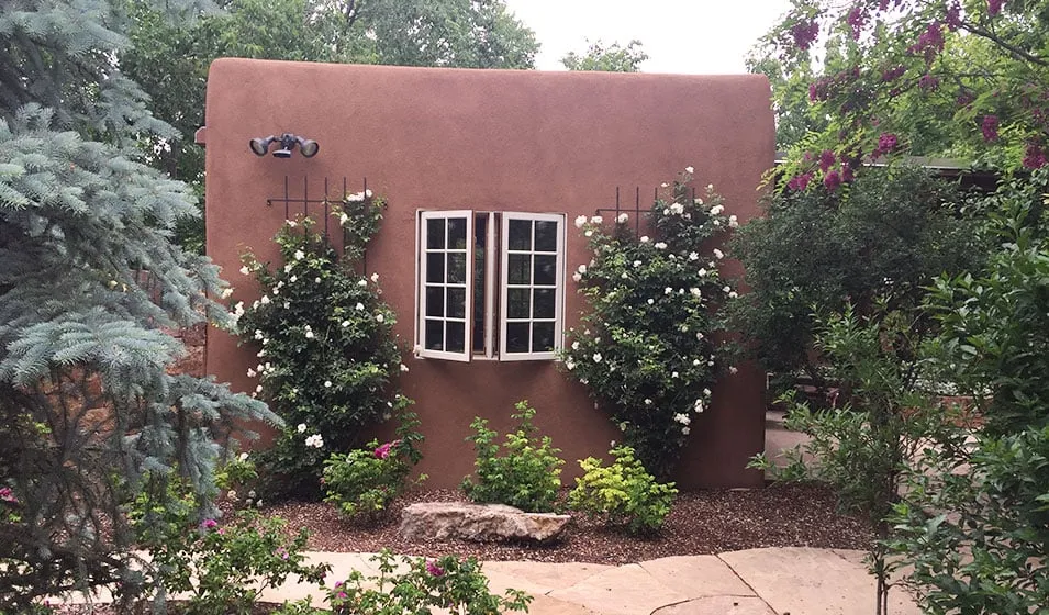 Top-rated garden landscaping in Santa Fe, NM - McCumber Fine Gardens
